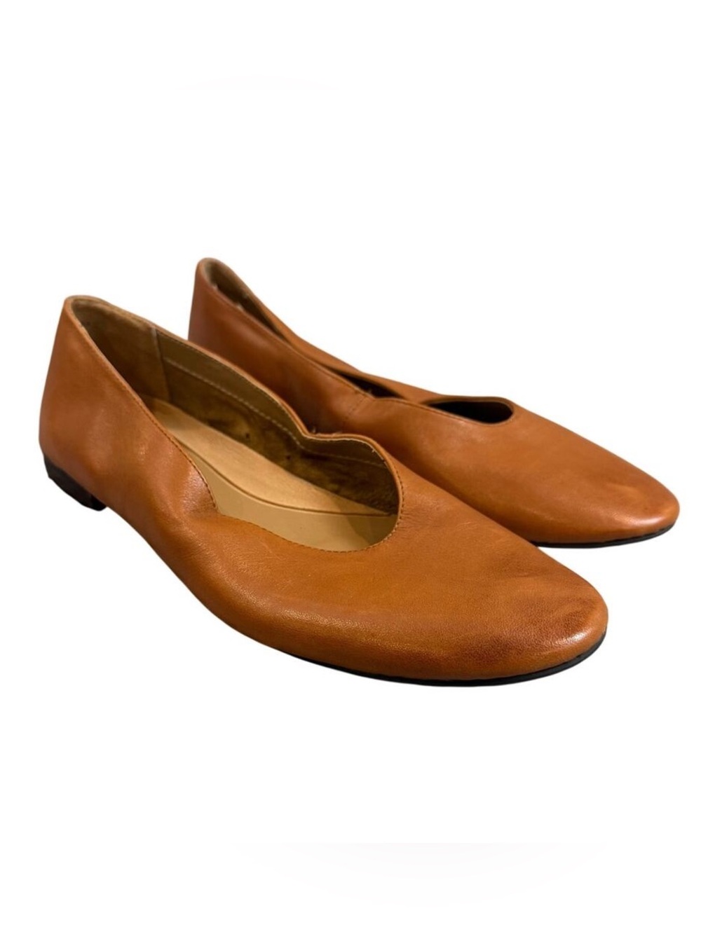 AEROSOLES Women's Tan Leather Ballet Flats